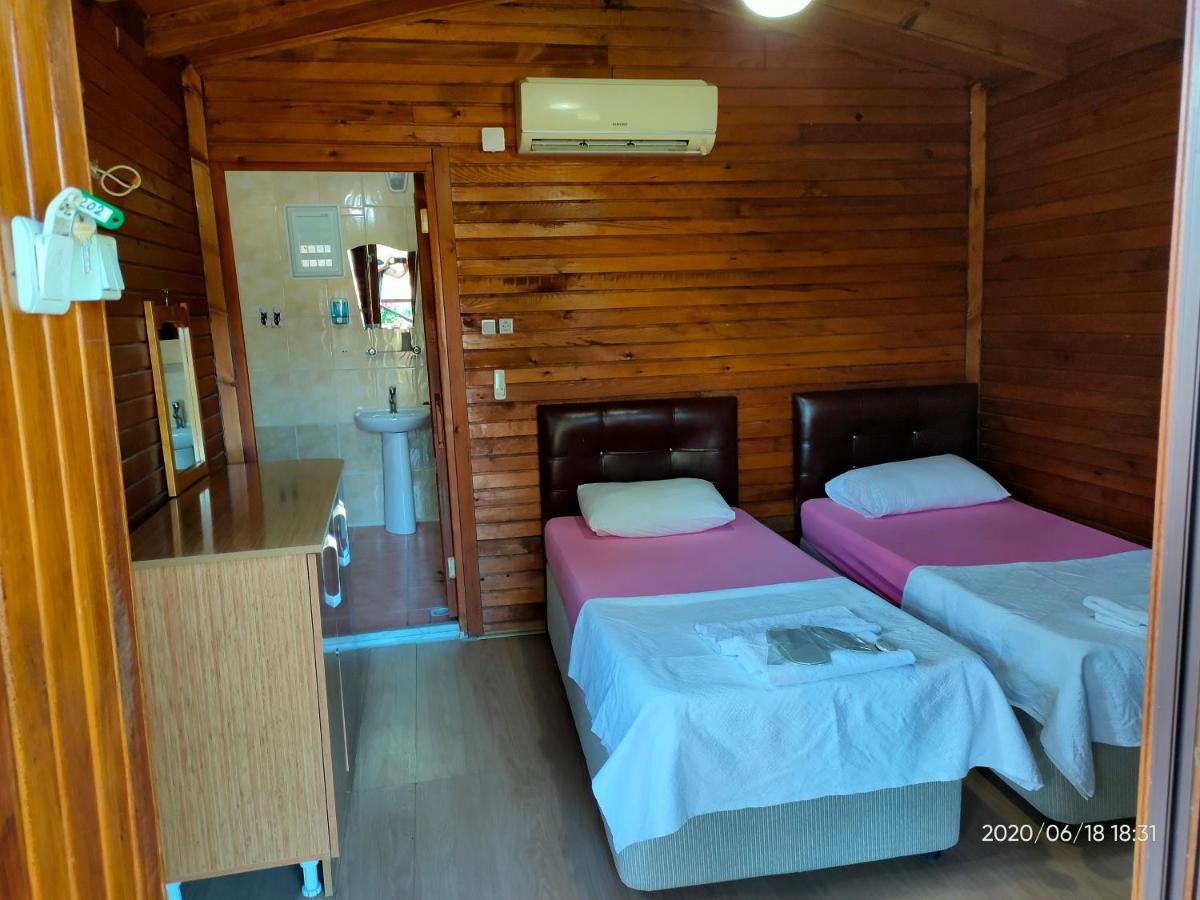 Selenes Pansiyon Kapikiri Bagian luar foto