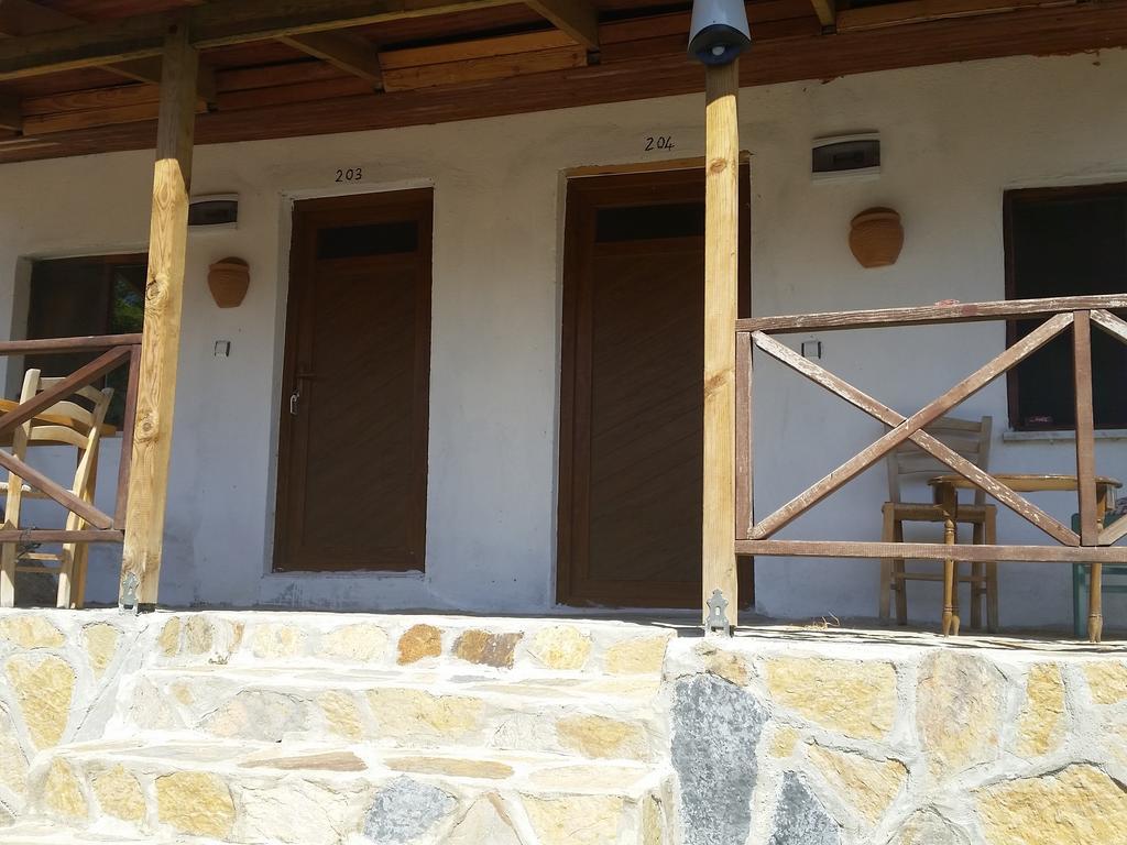 Selenes Pansiyon Kapikiri Bagian luar foto