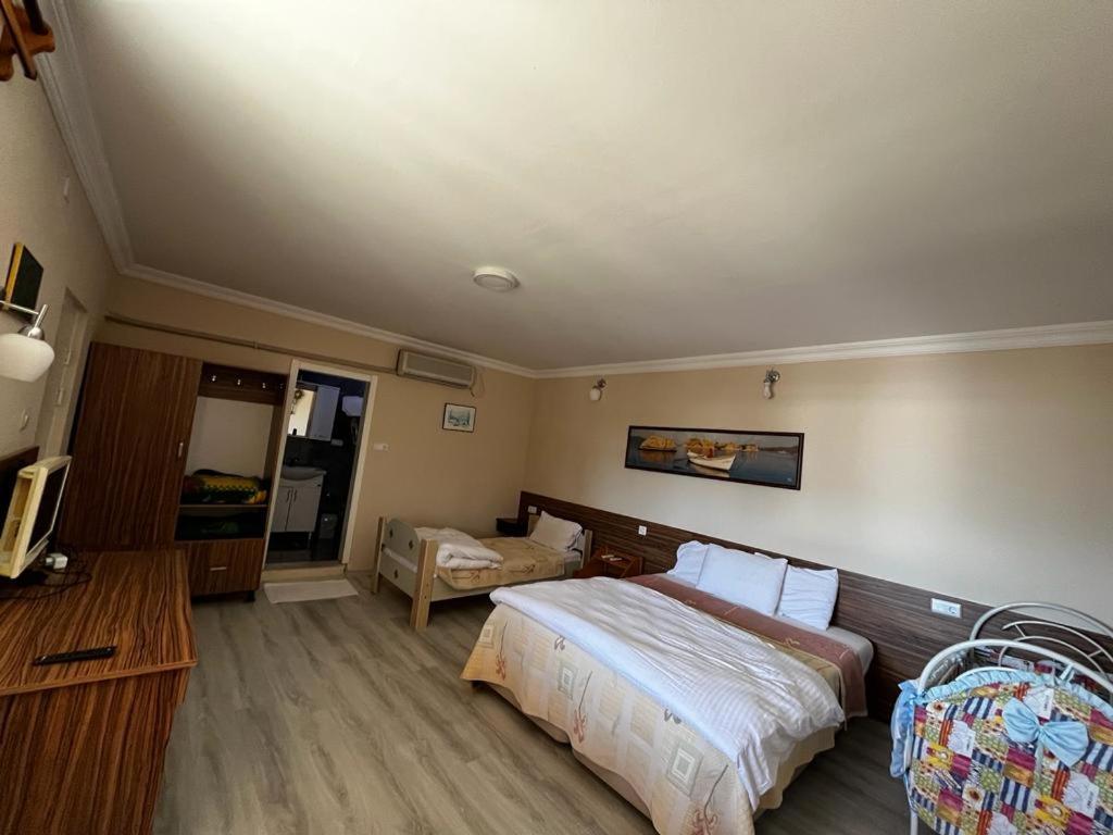 Selenes Pansiyon Kapikiri Bagian luar foto