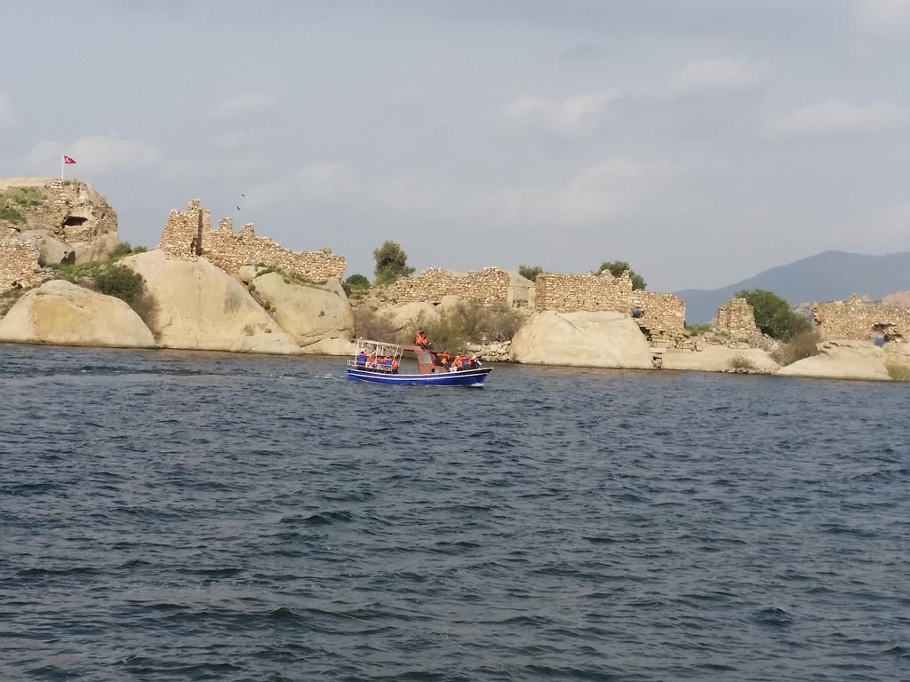 Selenes Pansiyon Kapikiri Bagian luar foto
